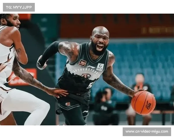 江苏女篮外援琼斯违体犯规被罚下成比赛转折点