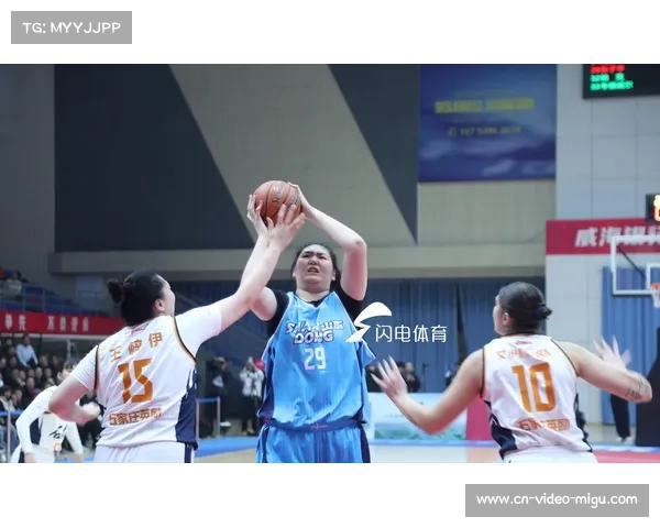 中国女篮新星张子宇WCBA首秀，15分6篮板正负值引关注